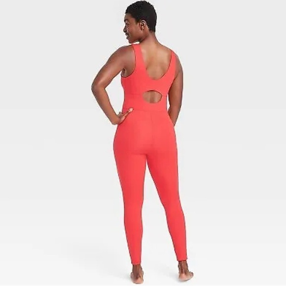 NWT All In Motion Red Bodysuit Yoga Gym Workout Leotard Small ADORABLE - Picture 3 of 4